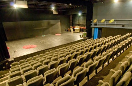 L'atelier théâtre du lycée Lakanal dans :